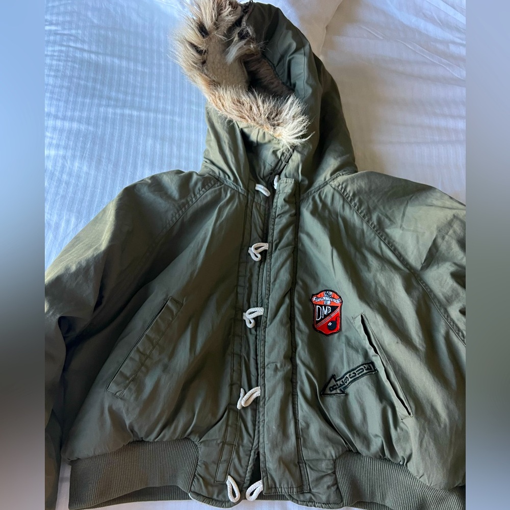 East West by‎ The Panda Group Vintage Military Green Patch Bomber Jacket Hoody